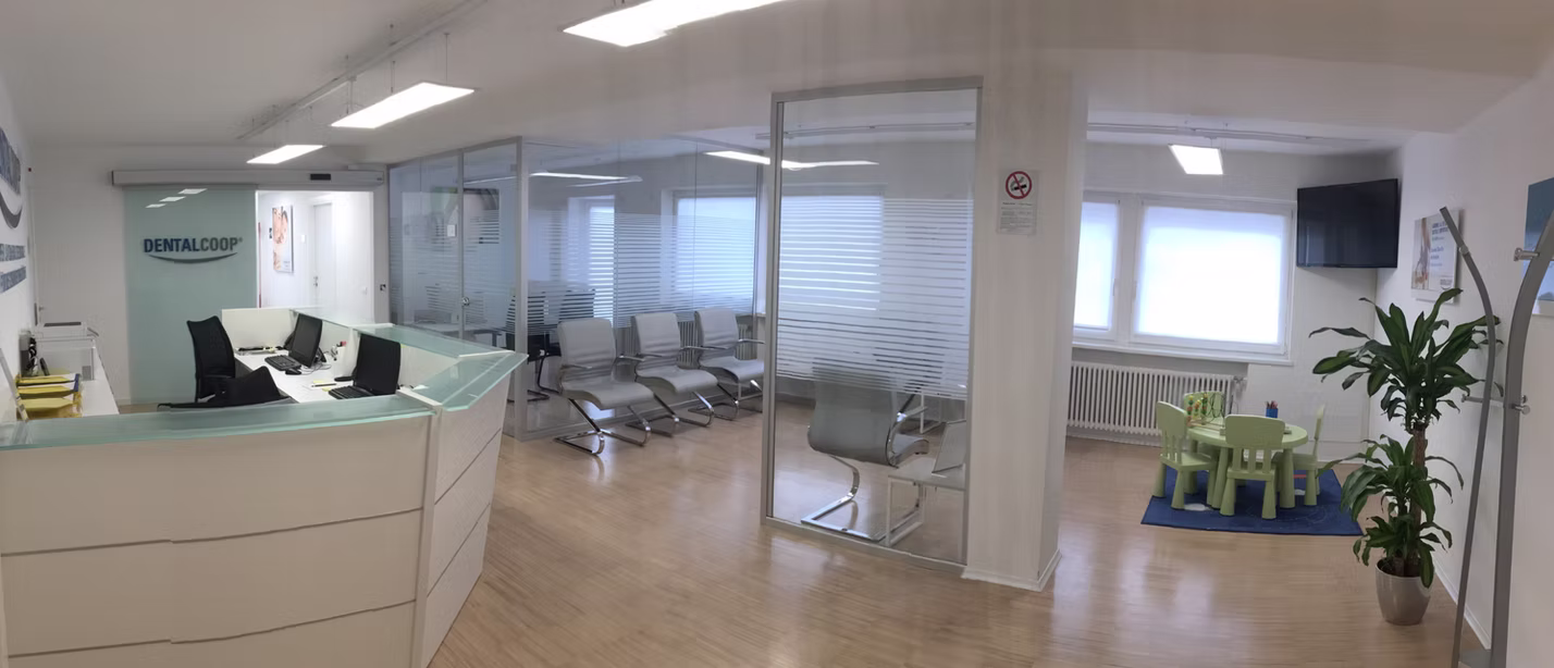 Building systems for the Dentalcoop dental clinic in Brunico – photo 4.